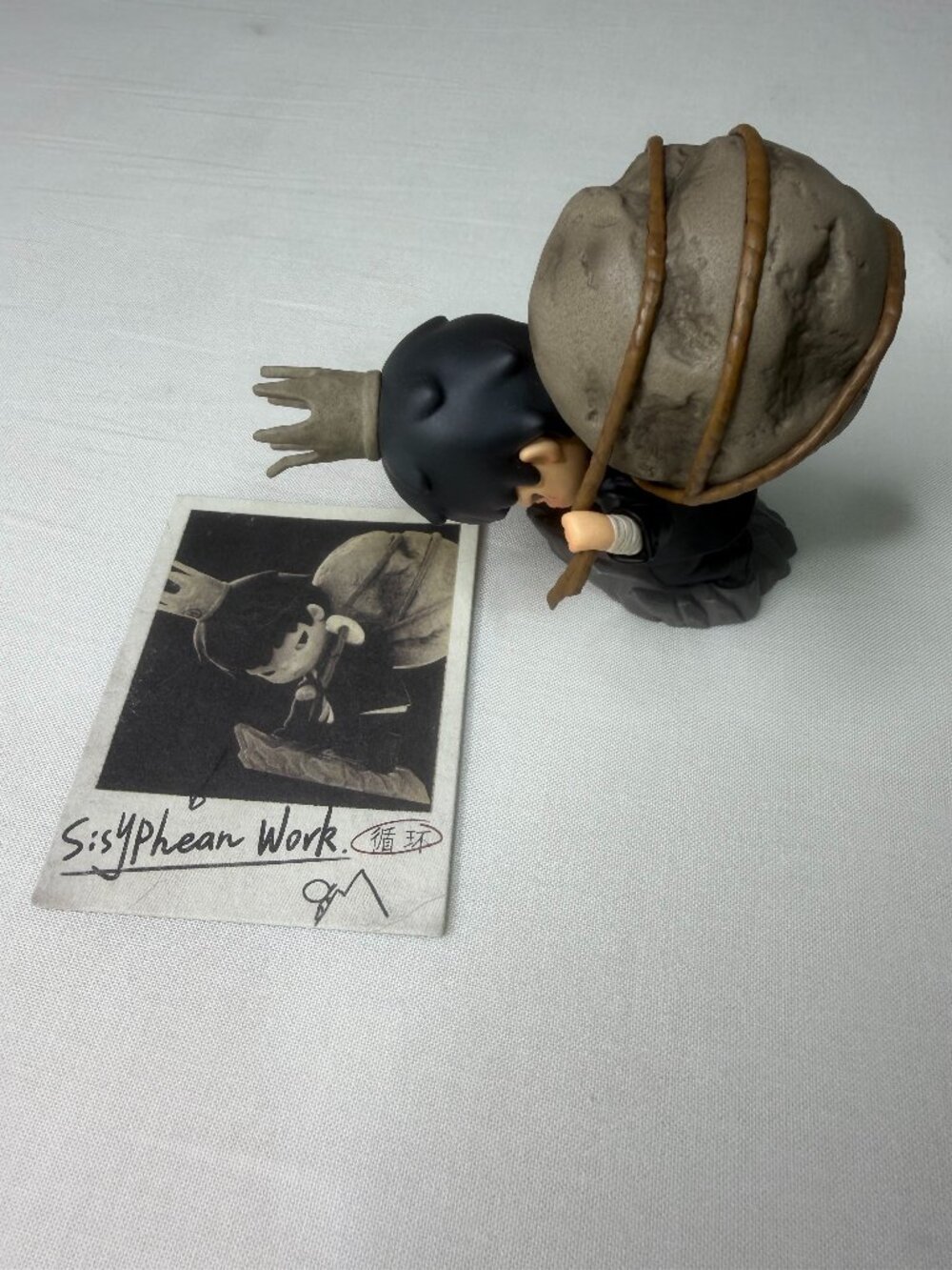 POP MART Hirono Tamed Wildgrass Sisyphean Work Figure w/ Card